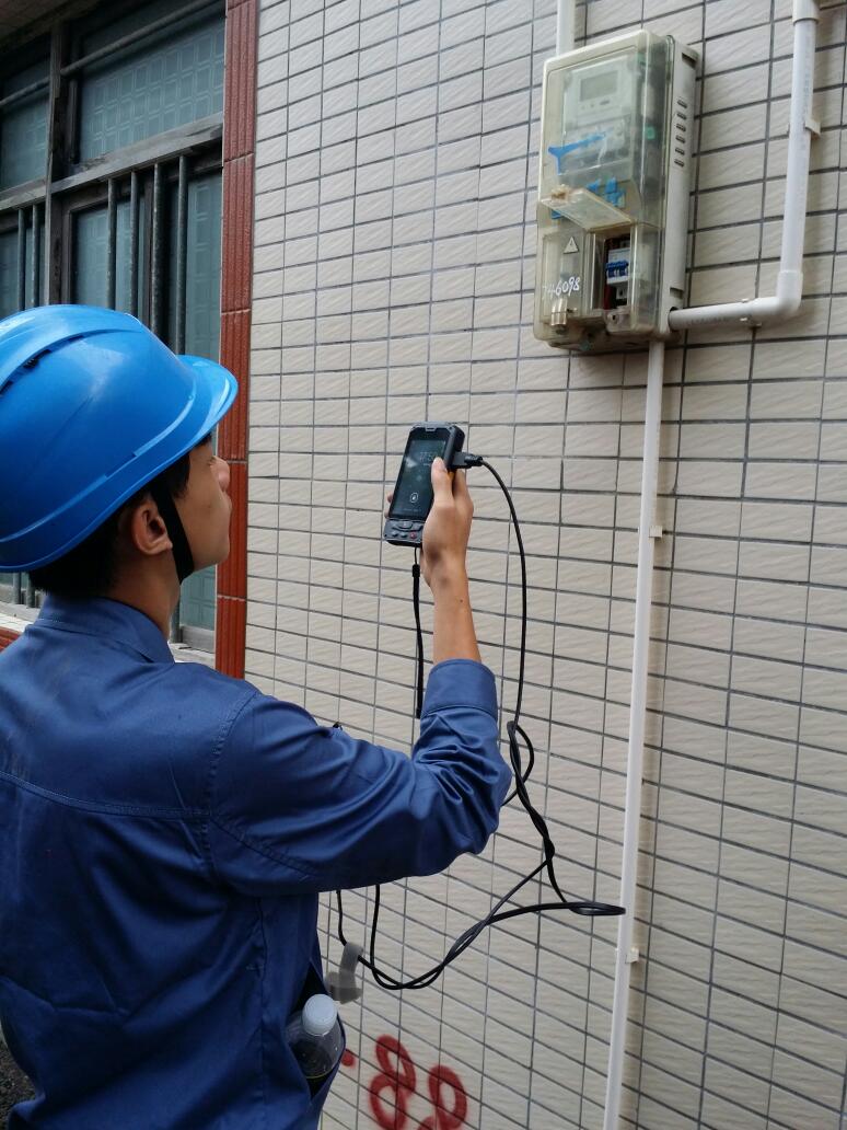 分支分相台区识别仪与移动作业终端现场运行报告